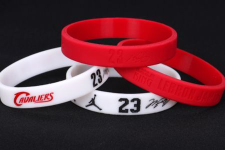 運(yùn)動手環(huán) 運(yùn)動手環(huán)